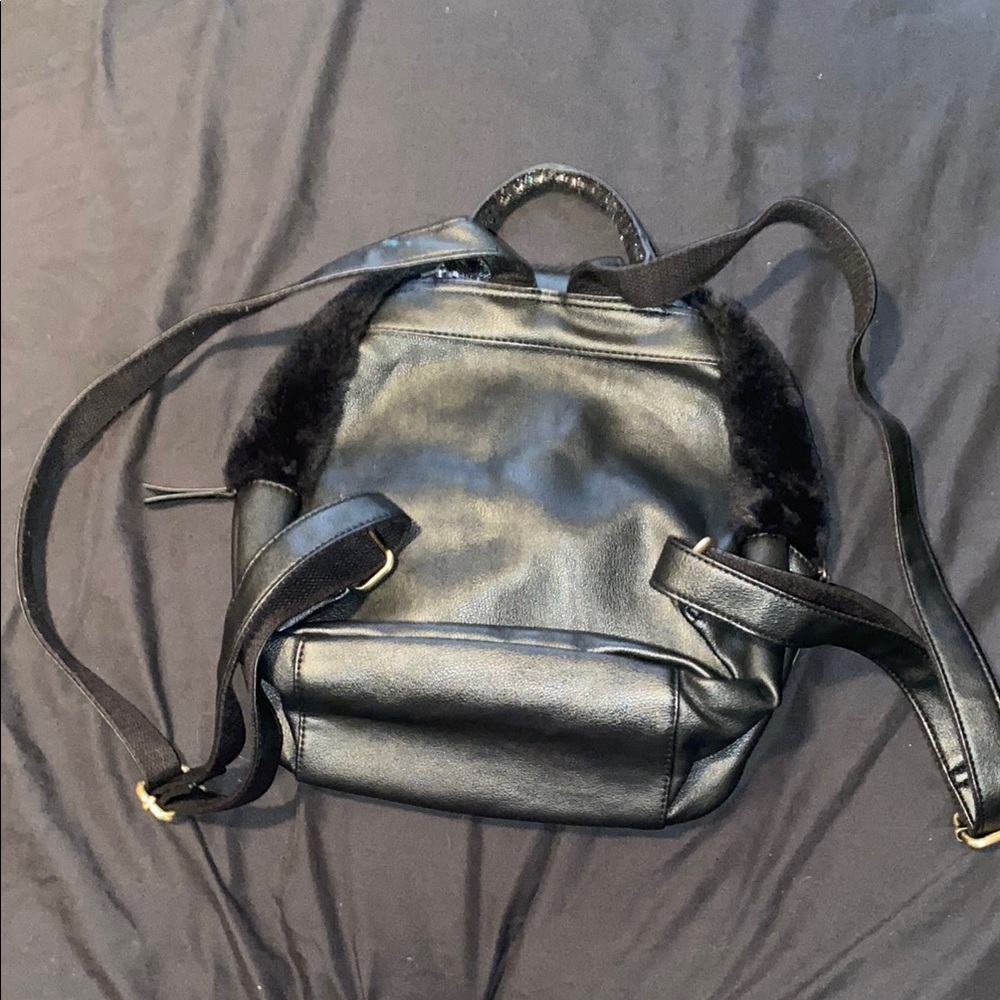 Fanatic beast and we’re to find them Niffler mini backpack - Picture 3 of 4